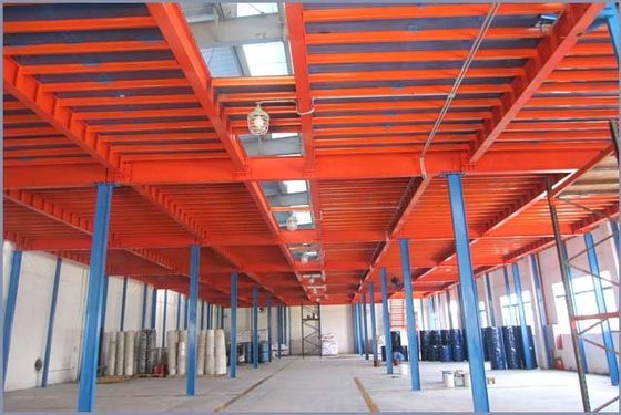 Multi Level Pallet Rack Mendukung Mezzanine, Struktur Baja Mezzanine Lantai