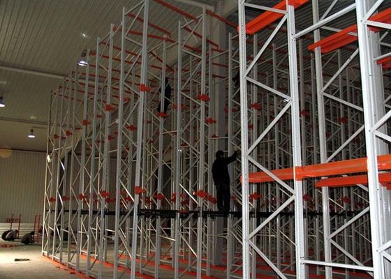 Metal Drive In Palet Racking Produsen 1500kg/Palet Sistem Rak Gudang