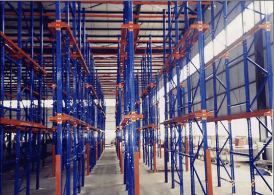Cold Rolled Structure Steel Drive In Racking System untuk penyimpanan benda jenis drum