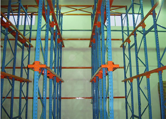 Custom Q345 Steel Drive Dalam Palet Racking, Heavy Duty Warehouse Racks Produsen