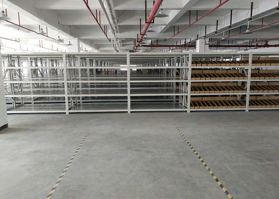 Multi Level Industrial Steel Storage Racks ODM / OEM Pallet Rack Didukung Mezzanine