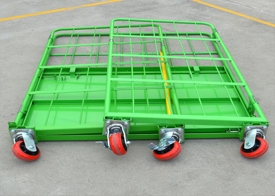 Terdiri Tumpukan Wire Mesh Storage Cages, Roll Cage Trolley Untuk Transportasi