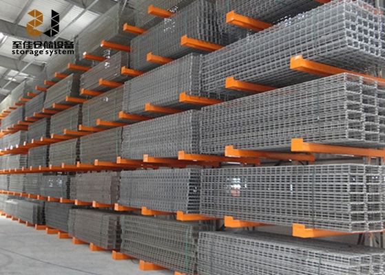 Multi-level Cantilever Pallet Racking Anti Korosi Untuk Penyimpanan Pipa
