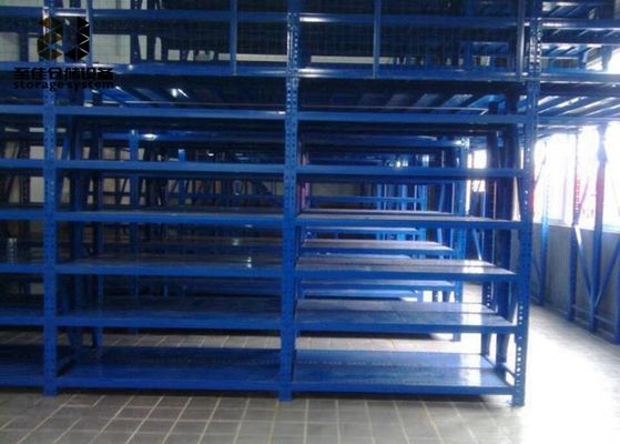 Baja Q235/245 Mengumpulkan atau dilas Ukuran Pelanggan Rak Palet Gudang Kecil