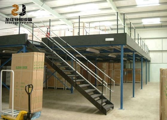 Lantai Mezzanine Gudang Galvanized 500kg/m2-1500kg/m2 Untuk Penanganan Bahan