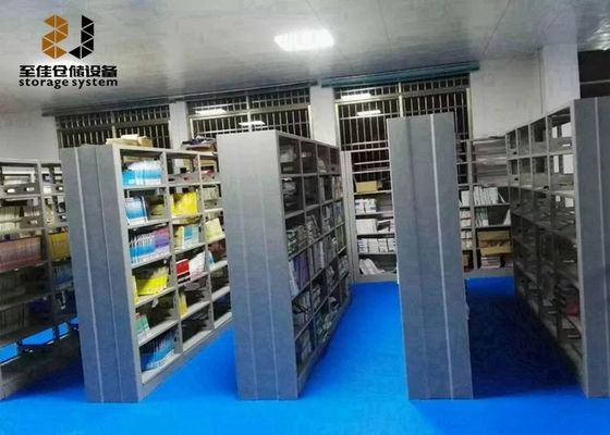 Powder Coating Sistem Rak Kompak Mudah Mengumpulkan Sistem Rak Gudang Densitas Tinggi