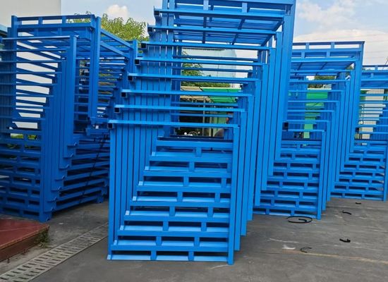 Rack gudang stackable baja untuk suku cadang mobil dan furnitur