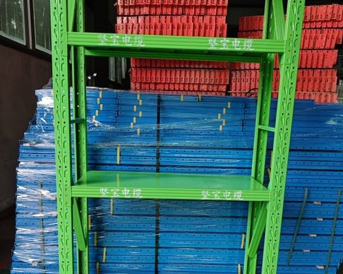 Columns Hole Light Duty Storage Shelf dengan desain lubang kupu-kupu dan waktu respons 30 menit