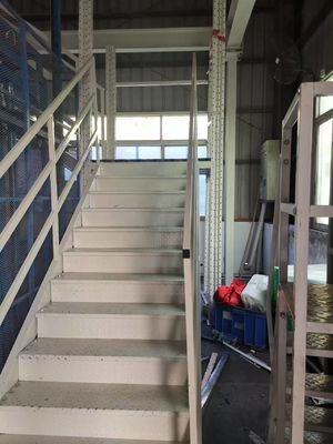 Ide Lantai Mezzanine Industri Modular Memaksimalkan Ruang dan Produktivitas